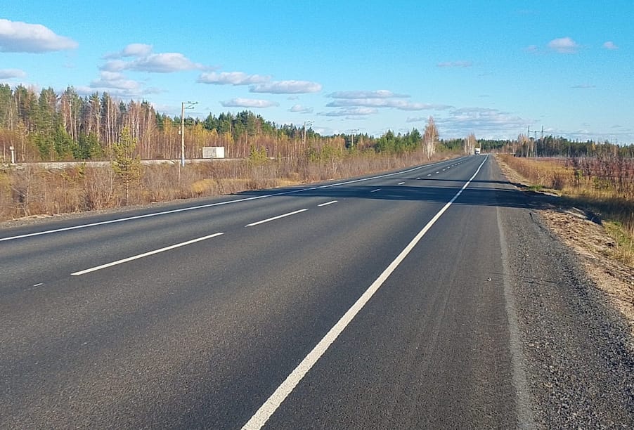 В Югре в этом году продолжат обновлять дороги и мосты, входящие в опорную сеть